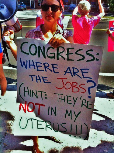 jobs-uterus_n.jpg