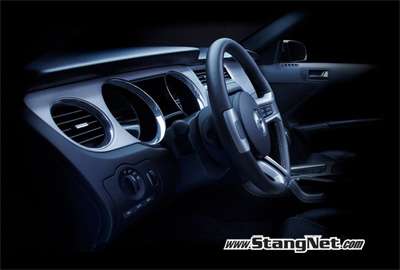 2010-mustang-interior_a.jpg