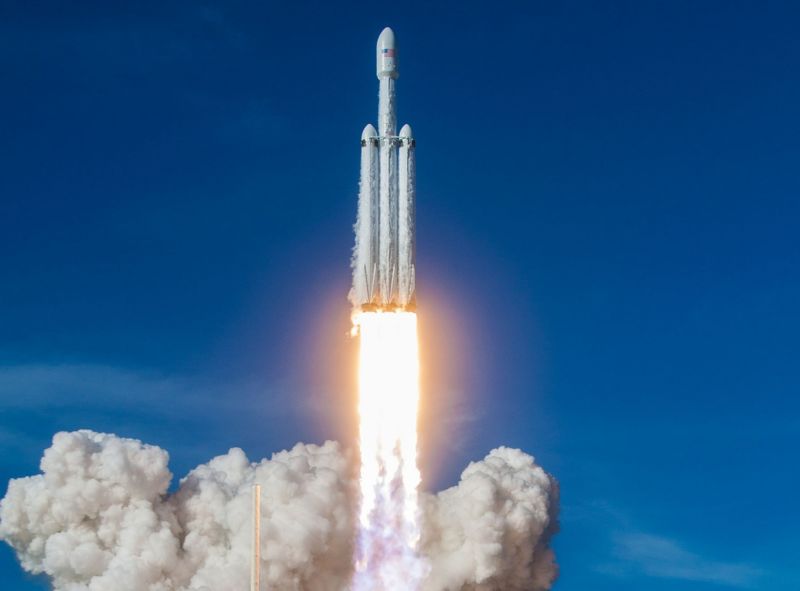 FalconHeavy1-800x591.jpg